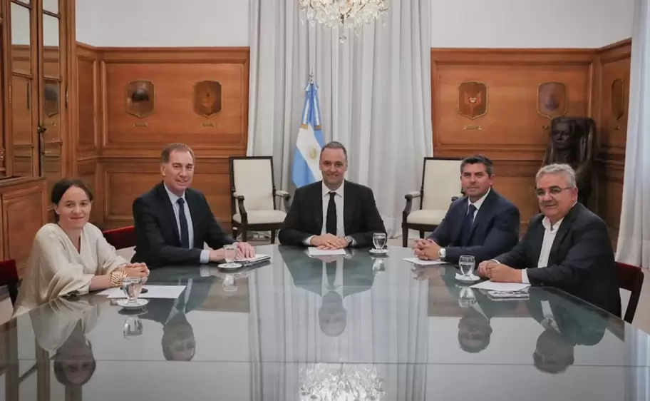 María Ibarzábal, Diego Santilli, Manuel Adorni, Marcelo Orrego y Raúl Jalil