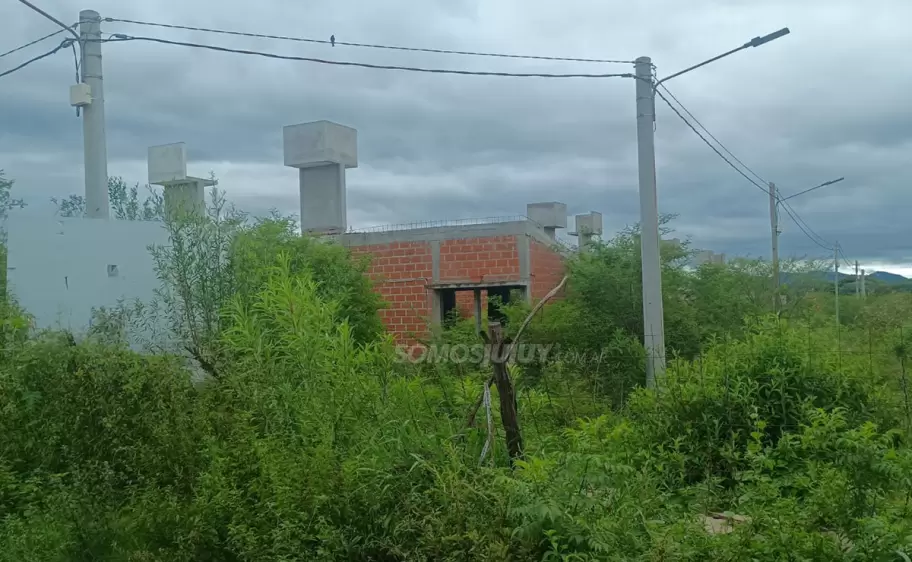 Viviendas abandonadas en barrio Florida