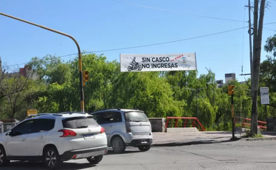 campaña sin casco no ingresas