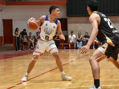Jujuy B�squet le gan� a Amancay en La Rioja