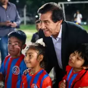 Sadir en la inauguraci�n de la nueva iluminaci�n LED del Club Deportivo Comercio: "Es un momento muy lindo de profunda alegr�a"