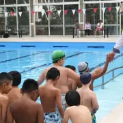 Habilitaron el renovado natatorio "Guillermo Poma" del Parque San Martín