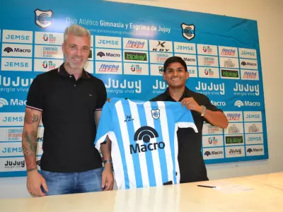 Mauro Cachi firm� en el lobo