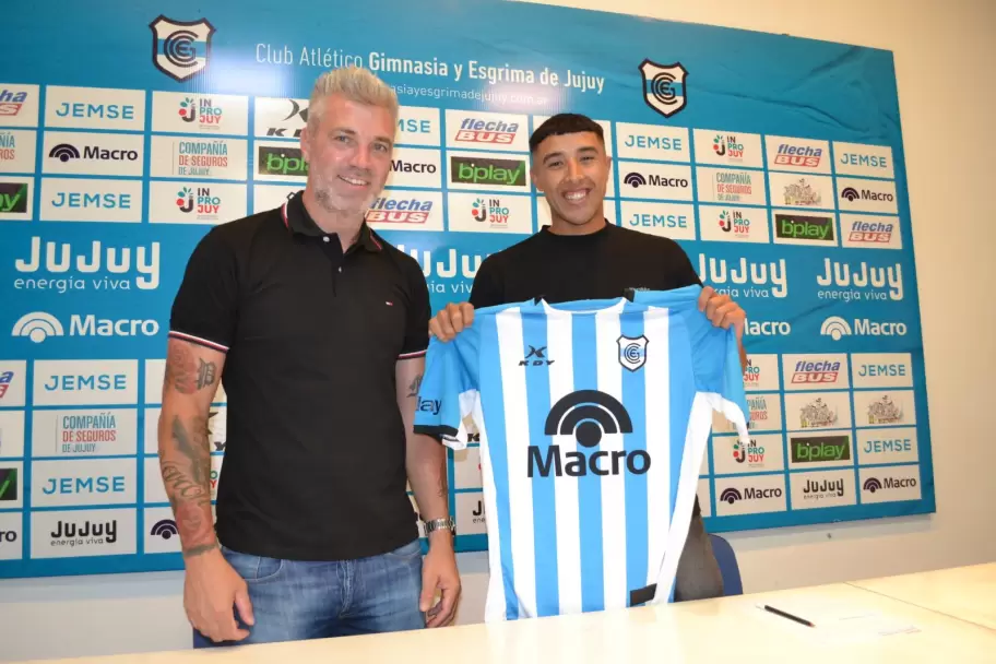 David Gallardo es futbolista del lobo