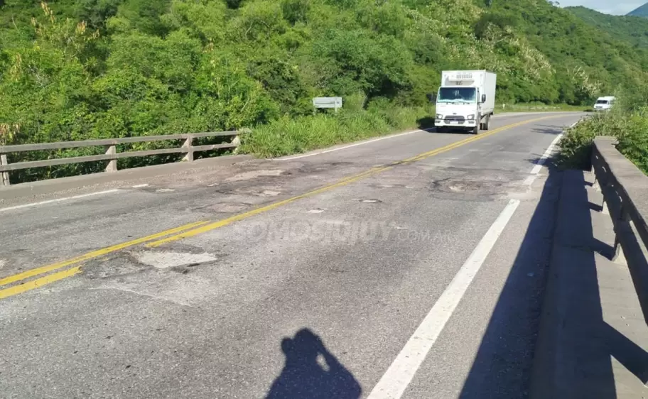 Ruta Nacional 9 en mal estado