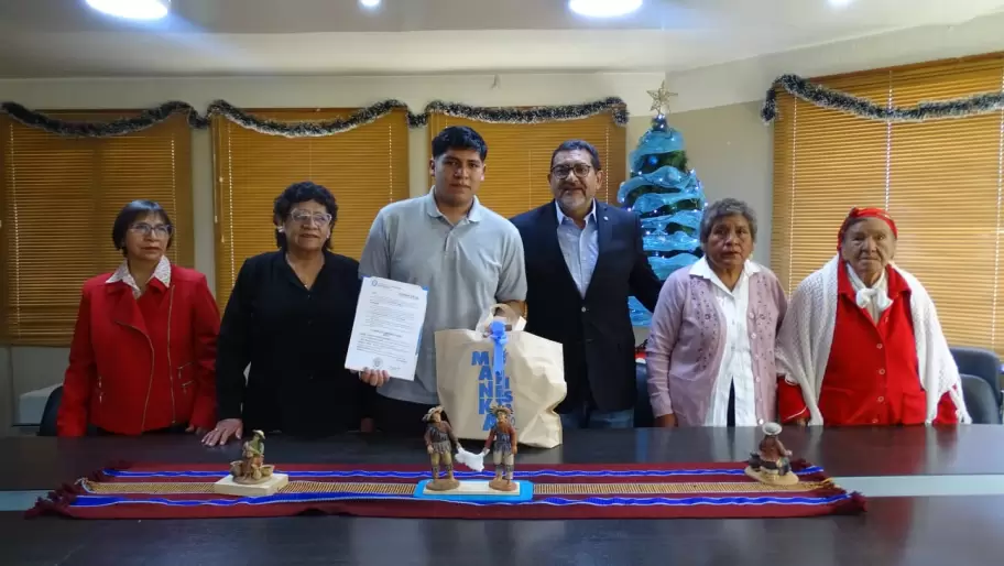 Distinción del intendente de La Quiaca a Nehuén Villalobos