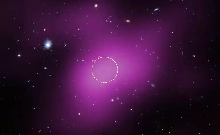Ubicación de Cloud-9, a unos 14 millones de años luz de la Tierra; la región difusa en magenta corresponde a datos de radio del radiotelescopio VLA