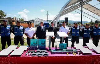 Modernizaci�n tecnol�gica en la Polic�a de Jujuy: Sadir entreg� antenas satelitales Starlink