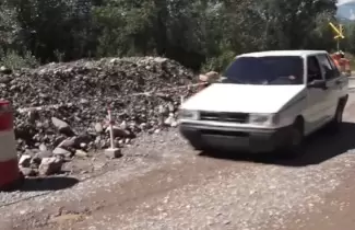 problemas en ruta prov 4 reyes obra en banquina