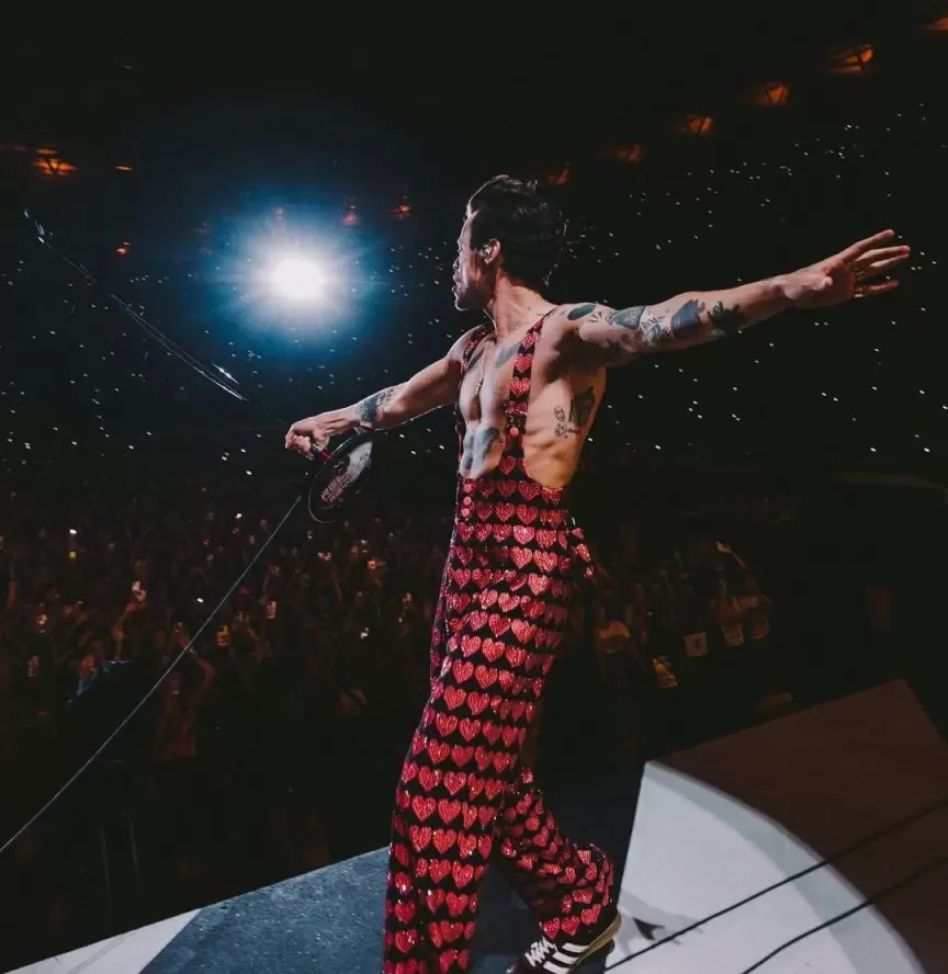 love on tour. london iv. june, 2023.