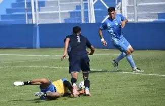 Gimnasia acumul� minutos de f�tbol y rodaje colectivo ante Racing de C�rdoba