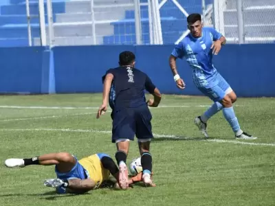 Gimnasia acumul� minutos de f�tbol y rodaje colectivo ante Racing de C�rdoba