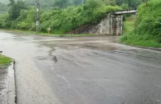 calle de la localidad de Lozano inundada
