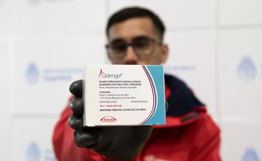 vacuna dengue qdenga