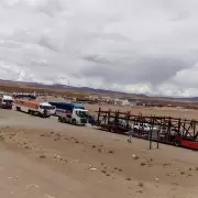 Paso de Jama: vehículos varados del lado chileno pudieron ingresar a Jujuy