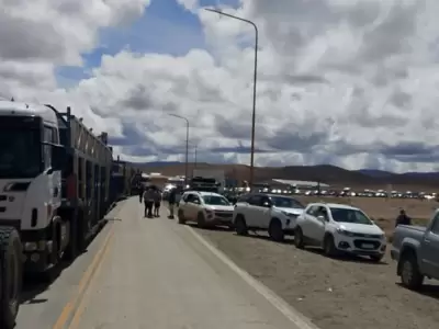 filas en Paso de Jama
