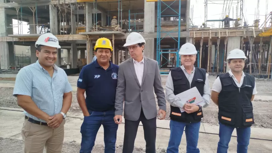 recorrido por la obra de 288 vivivendas