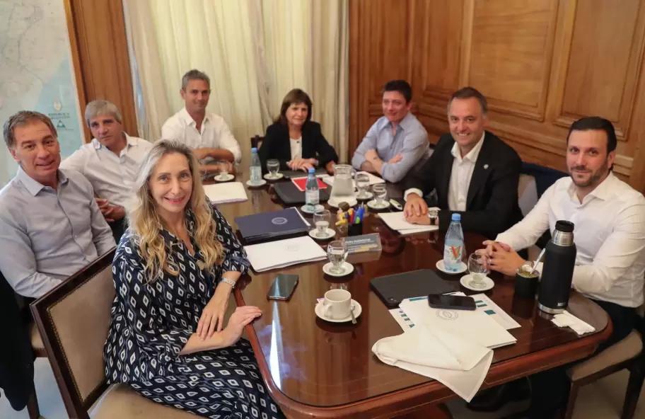 mesa politica casa rosada