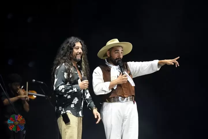 Lázaro Caballero con Facundo Toro