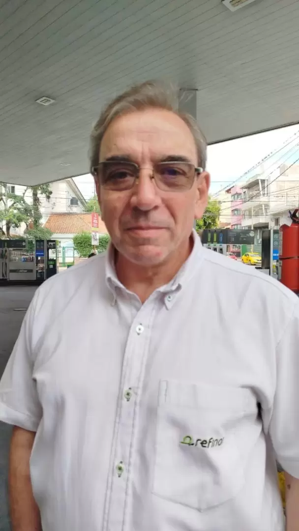 V�ctor Lamberti, due�o de una estaci�n de servicio,