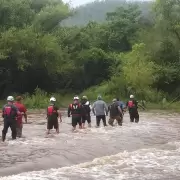 Cinco personas fueron rescatadas en las Serran�as del Zapla