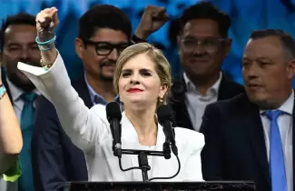 laura fern�ndez presidente de Costa Rica