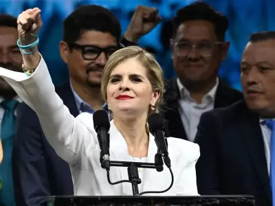 laura fern�ndez presidente de Costa Rica