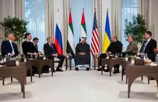 Ucrania, Rusia y EE.UU. se ven las caras en Abu Dabi para negociar la paz