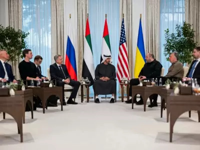 Ucrania, Rusia y EE.UU. se ven las caras en Abu Dabi para negociar la paz