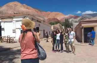Fin de semana extra largo est� pensado para fomentar el turismo.