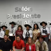 Diputados jujeños distinguieron a la delegación que participó del Festival de Jesús María