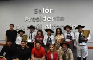 diputados distinguieron a la delegacion jujena