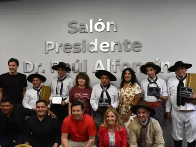 diputados distinguieron a la delegacion jujena