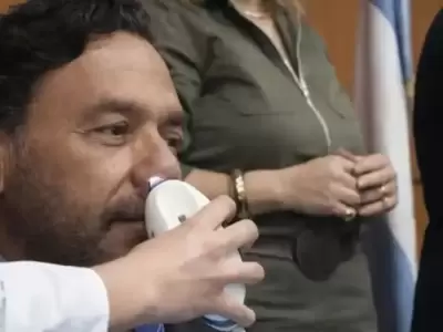 el-gobernador-de-salta-gustavo-saenz-se-realizo-una-rinoscopia-en-vivo