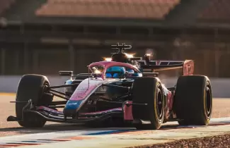 Los Alpine vuelven a la pista para las pruebas de Bar�in
