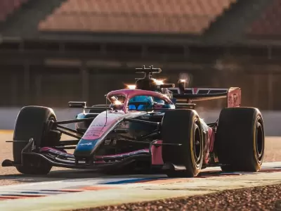 Los Alpine vuelven a la pista para las pruebas de Bar�in