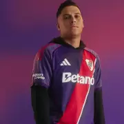 River presentó su nueva camiseta alternativa: cuánto sale y cómo conseguirla