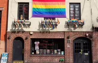 Pol�mica mundial: El Gobierno de Trump orden� retirar la bandera del orgullo del Monumento Stonewall