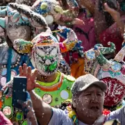 Carnaval a pleno en Jujuy: el color de los fortines y la mística de los rituales