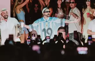 As� fue la primera noche de Bad Bunny en Argentina: emoci�n, gui�o a Messi y pol�mica en "la casita"