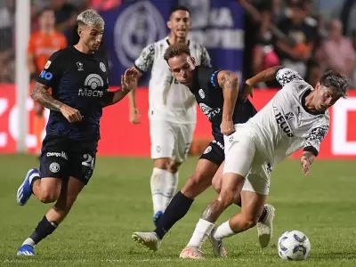 Independiente Rivadavia de Mendoza deb�a recibir al "rojo" de Avellaneda
