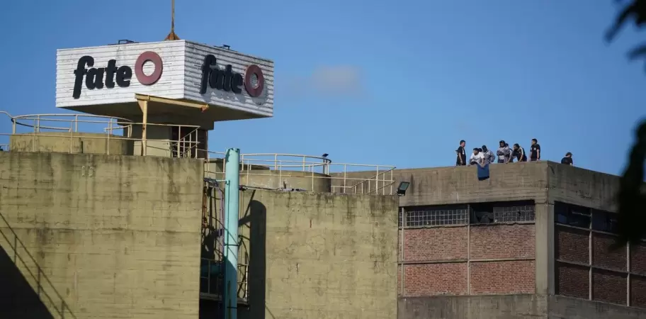 Los trabajadores tomaron hoy las instalaciones de la fábrica de Fate