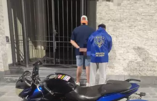 detenido con moto