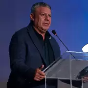 Confirman la prohibición de salida del país para Chiqui Tapia y Toviggino