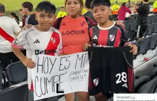 Sue�o Monumental: Viaj� desde Jujuy por Gallardo y se trajo un regalo del Capit�n