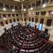 Glaciares y tensión en el Congreso: La Libertad Avanza busca la sanción definitiva en una jornada de marchas
