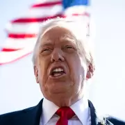 Trump amenazó a Irán con “borrarlo de la faz de la Tierra” si ataca buques de EE.UU.