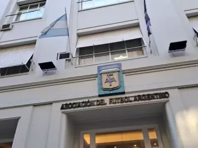 La AFA suspendi� todo el f�tbol argentino por el regreso de la Selecci�n y se posterg� la Supercopa