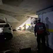 Caos en Parque Patricios: se derrumbó un estacionamiento y hay 200 vecinos afectados