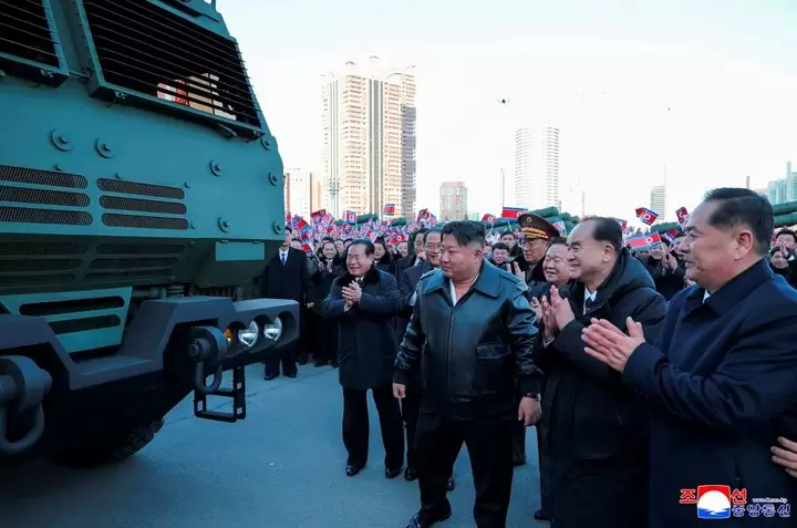 Kim presentó el arma “más potente del mundo”: “Cuando se use no se podrá esperar la protección de Dios”